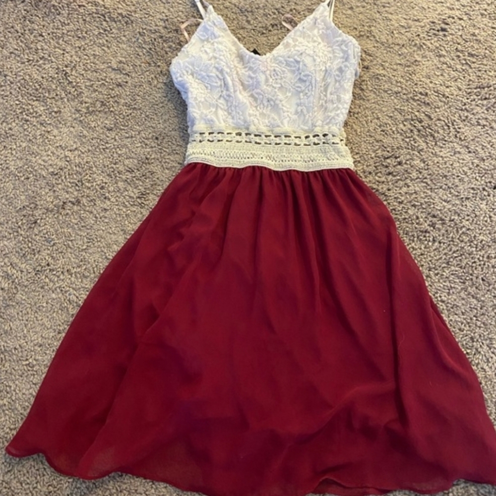NWT Rue 21 burgundy & white lace cocktail dress size L